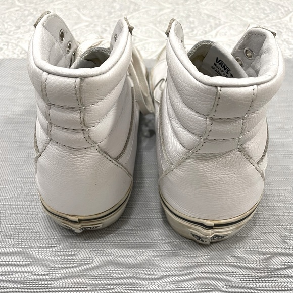 Unisex VANS High Top Shoes - Picture 4 of 8